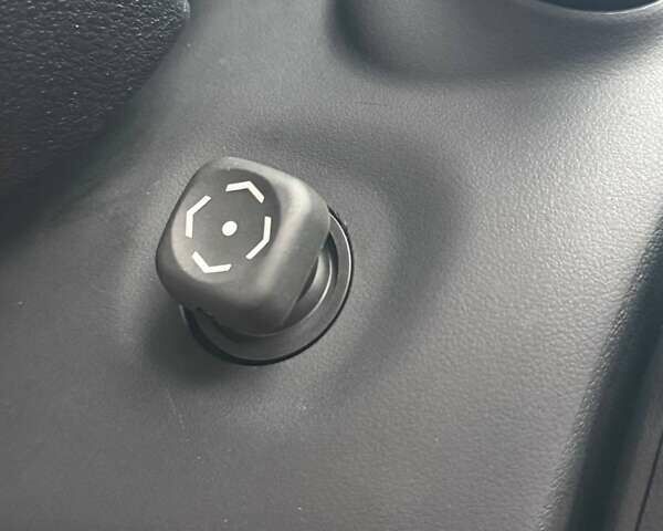 Синій Лексус РХ, об'ємом двигуна 3.46 л та пробігом 125 тис. км за 31490 $, фото 19 на Automoto.ua