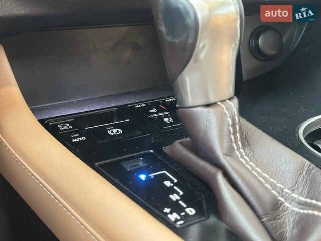 Синій Лексус РХ, об'ємом двигуна 2 л та пробігом 148 тис. км за 31500 $, фото 25 на Automoto.ua