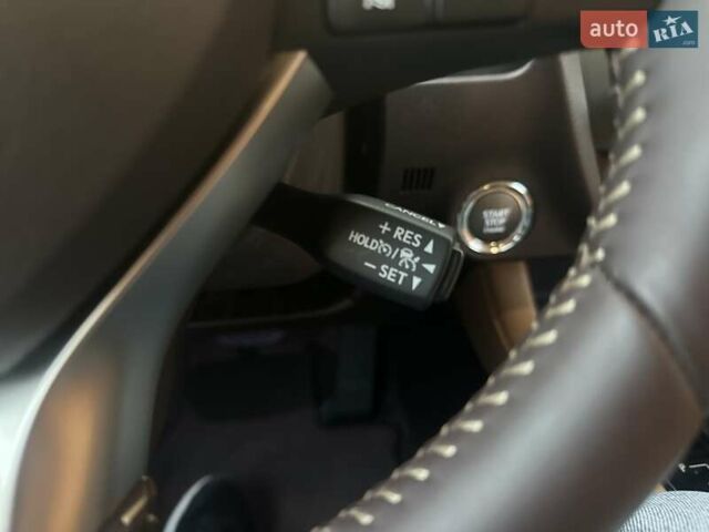 Синій Лексус РХ, об'ємом двигуна 2 л та пробігом 139 тис. км за 31500 $, фото 13 на Automoto.ua