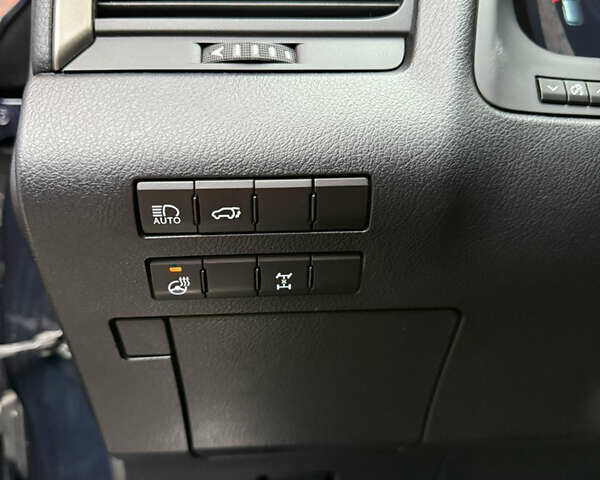 Синій Лексус РХ, об'ємом двигуна 2 л та пробігом 49 тис. км за 36900 $, фото 10 на Automoto.ua