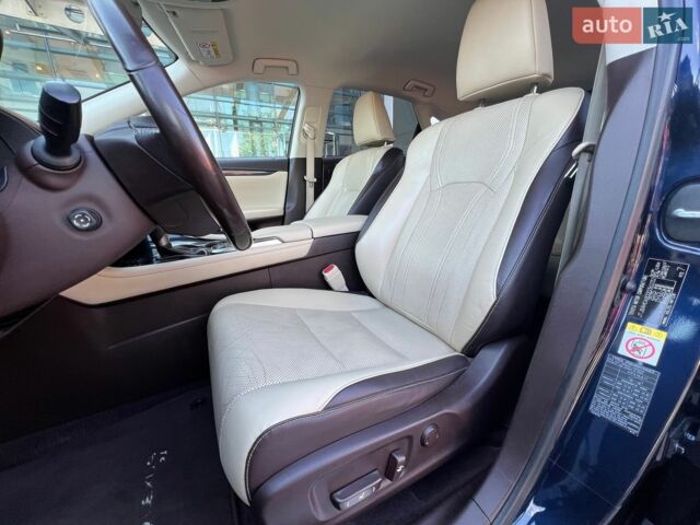 Синий Лексус РХ, объемом двигателя 2 л и пробегом 181 тыс. км за 30197 $, фото 9 на Automoto.ua