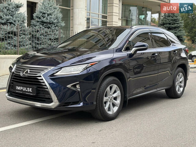 Синий Лексус РХ, объемом двигателя 2 л и пробегом 72 тыс. км за 34900 $, фото 1 на Automoto.ua