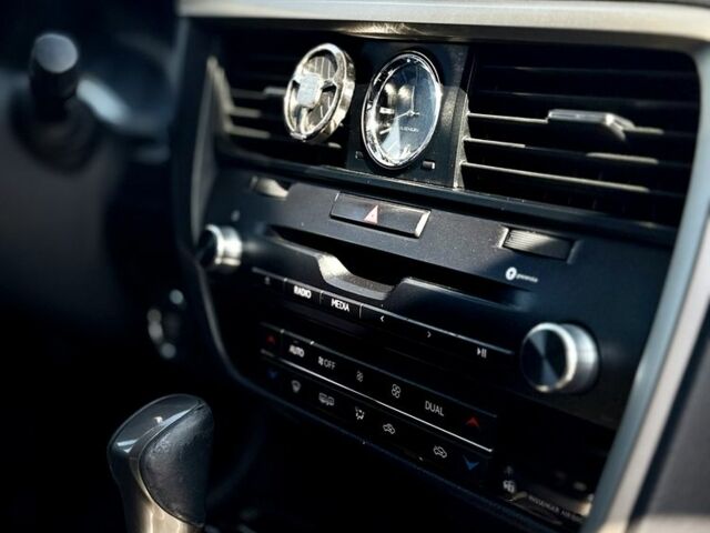 Синий Лексус РХ, объемом двигателя 2 л и пробегом 159 тыс. км за 32500 $, фото 15 на Automoto.ua