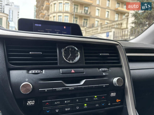 Синий Лексус РХ, объемом двигателя 2 л и пробегом 72 тыс. км за 33900 $, фото 32 на Automoto.ua