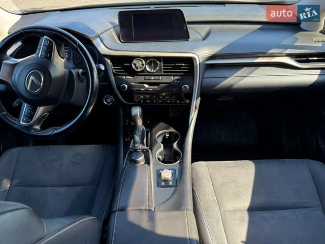Синий Лексус РХ, объемом двигателя 2 л и пробегом 159 тыс. км за 32500 $, фото 12 на Automoto.ua