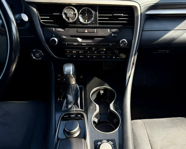 Синий Лексус РХ, объемом двигателя 2 л и пробегом 159 тыс. км за 32500 $, фото 13 на Automoto.ua