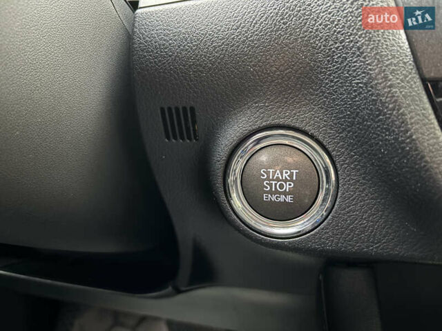 Синий Лексус РХ, объемом двигателя 2 л и пробегом 72 тыс. км за 33900 $, фото 45 на Automoto.ua