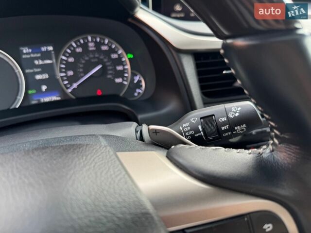 Синій Лексус РХ, об'ємом двигуна 3.46 л та пробігом 116 тис. км за 39799 $, фото 29 на Automoto.ua
