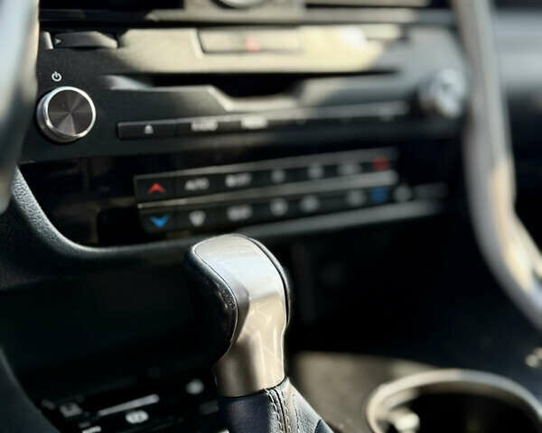Синій Лексус РХ, об'ємом двигуна 2 л та пробігом 152 тис. км за 34000 $, фото 19 на Automoto.ua