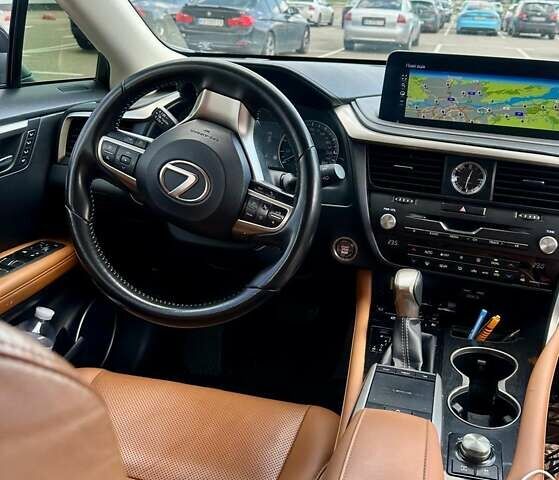 Синий Лексус РХ, объемом двигателя 3.46 л и пробегом 165 тыс. км за 41000 $, фото 1 на Automoto.ua