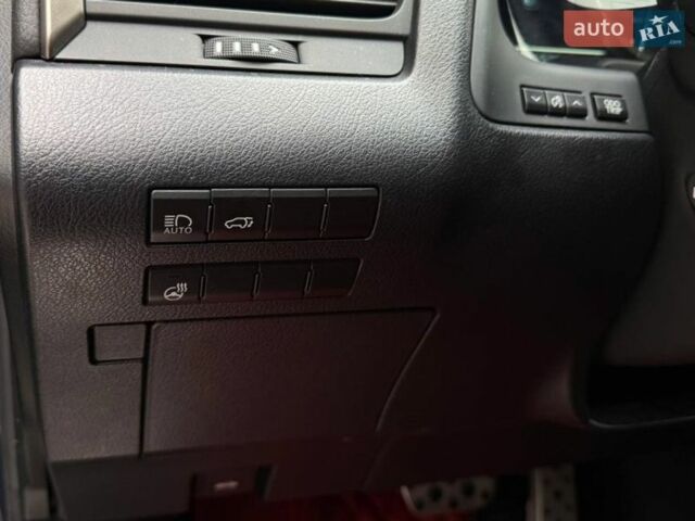 Синій Лексус РХ, об'ємом двигуна 3.46 л та пробігом 180 тис. км за 36990 $, фото 14 на Automoto.ua