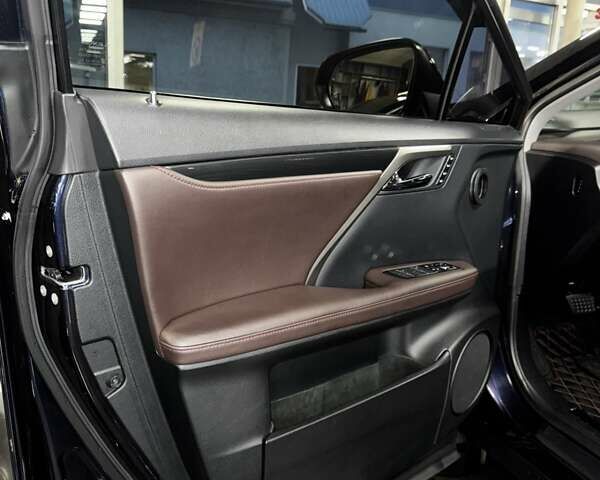 Синий Лексус РХ, объемом двигателя 2 л и пробегом 129 тыс. км за 35000 $, фото 13 на Automoto.ua