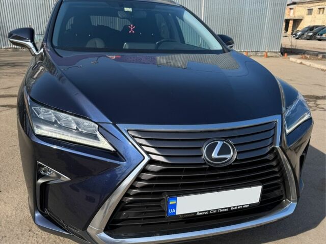 Синий Лексус РХ, объемом двигателя 2 л и пробегом 216 тыс. км за 36000 $, фото 1 на Automoto.ua