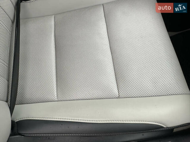 Лексус РХ 2019 в Киеве на Automoto.ua Синий Лексус РХ, объемом двигателя 3.5 л и пробегом 115 тыс. км за 49400 $, фото 25 на Automoto.ua