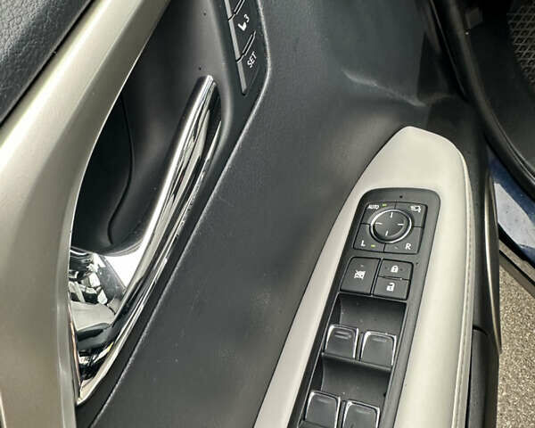 Лексус РХ 2019 в Киеве на Automoto.ua Синий Лексус РХ, объемом двигателя 3.5 л и пробегом 115 тыс. км за 49400 $, фото 17 на Automoto.ua
