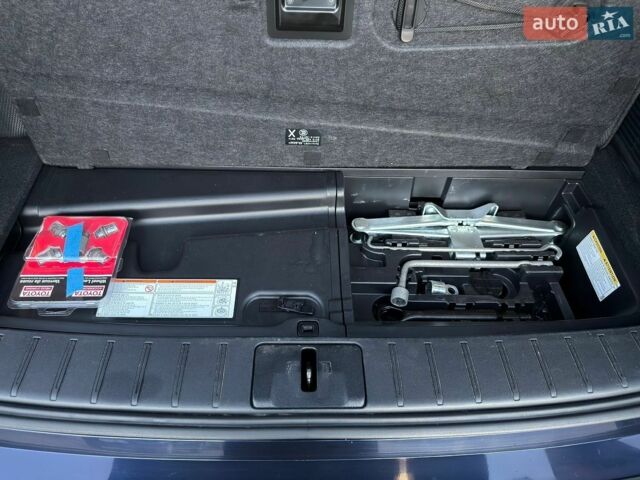 Синій Лексус РХ, об'ємом двигуна 3.46 л та пробігом 180 тис. км за 28900 $, фото 66 на Automoto.ua
