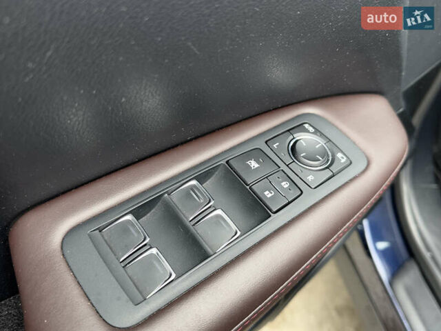 Синій Лексус РХ, об'ємом двигуна 2 л та пробігом 82 тис. км за 44900 $, фото 39 на Automoto.ua