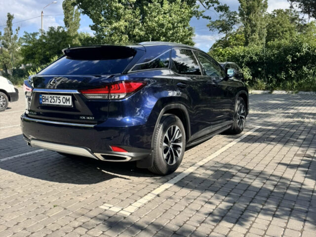 Синий Лексус РХ, объемом двигателя 2 л и пробегом 60 тыс. км за 45700 $, фото 2 на Automoto.ua