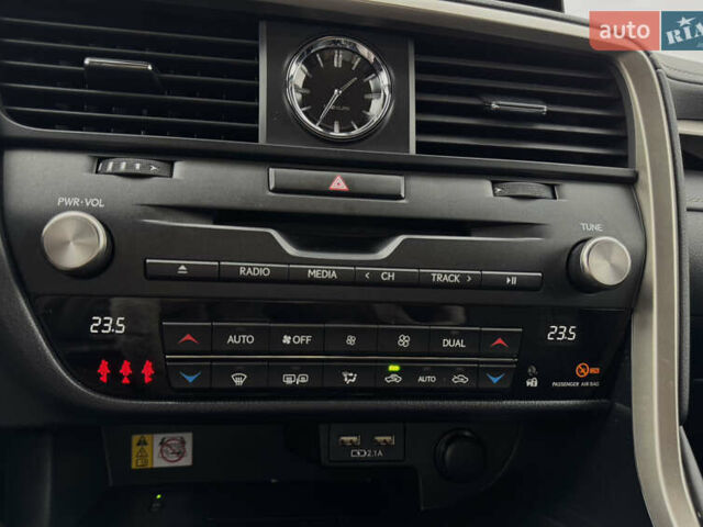 Лексус РХ 2021 в Ивано-Франковске на Automoto.ua Синий Лексус РХ, объемом двигателя 2 л и пробегом 16 тыс. км за 46500 $, фото 39 на Automoto.ua