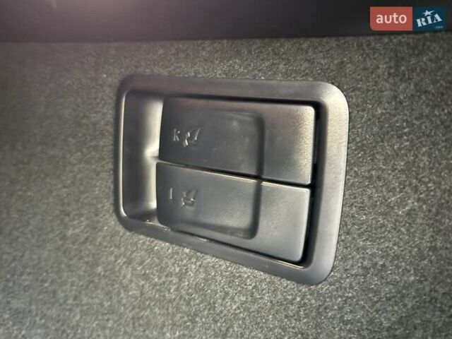 Синій Лексус РХ, об'ємом двигуна 3.46 л та пробігом 45 тис. км за 53950 $, фото 79 на Automoto.ua