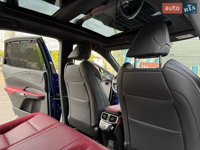 Синий Лексус РХ, объемом двигателя 2.39 л и пробегом 38 тыс. км за 87000 $, фото 41 на Automoto.ua