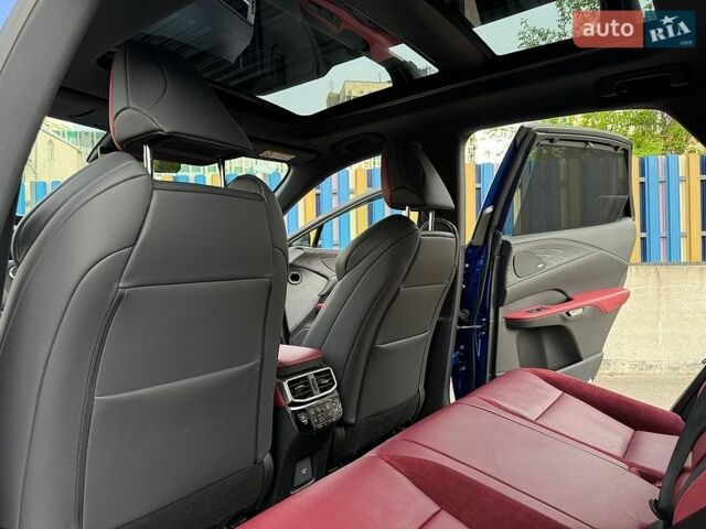 Синий Лексус РХ, объемом двигателя 2.39 л и пробегом 38 тыс. км за 87000 $, фото 35 на Automoto.ua