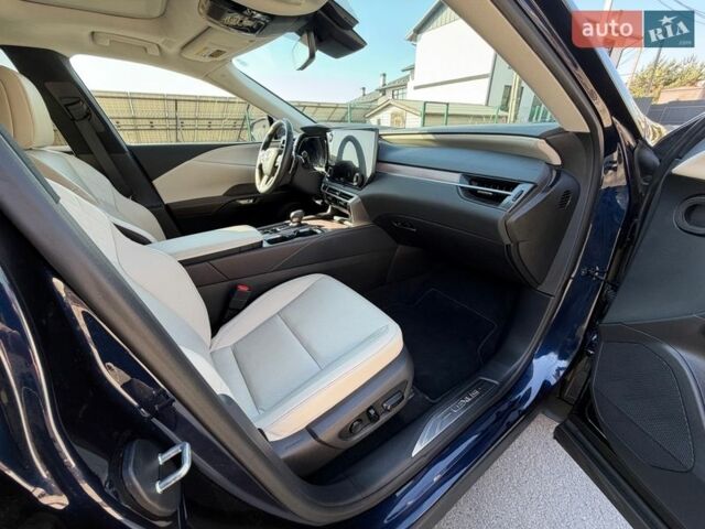 Синий Лексус РХ, объемом двигателя 2.49 л и пробегом 39 тыс. км за 62900 $, фото 20 на Automoto.ua