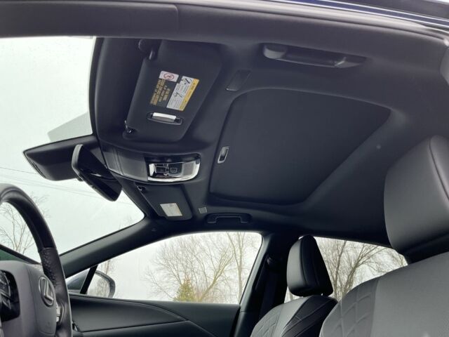 Синій Лексус РХ, об'ємом двигуна 2.4 л та пробігом 7 тис. км за 54000 $, фото 6 на Automoto.ua