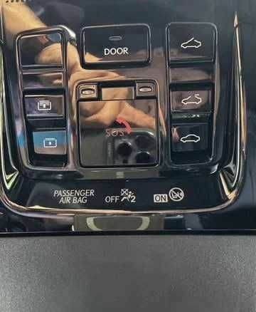 Синій Лексус РХ, об'ємом двигуна 0 л та пробігом 13 тис. км за 62000 $, фото 18 на Automoto.ua