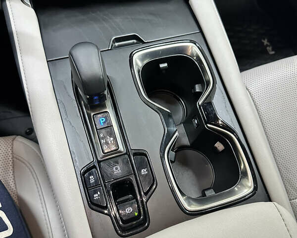 Синий Лексус РХ, объемом двигателя 2.5 л и пробегом 9 тыс. км за 69000 $, фото 24 на Automoto.ua