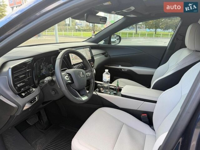 Синій Лексус РХ, об'ємом двигуна 2.5 л та пробігом 4 тис. км за 71000 $, фото 9 на Automoto.ua
