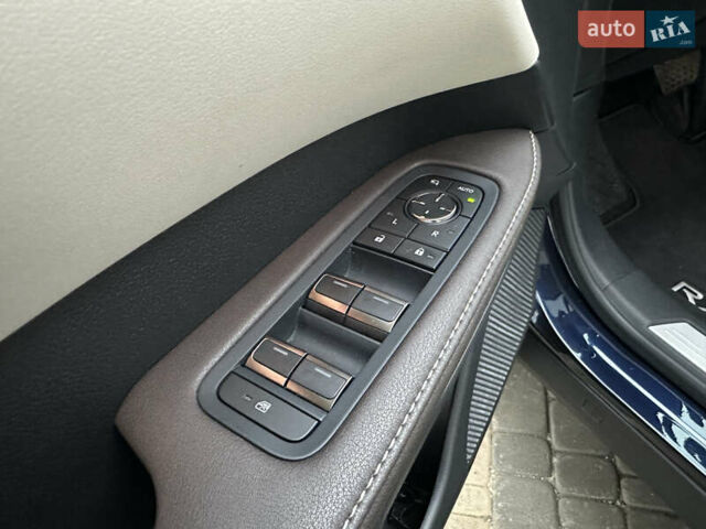 Синий Лексус РХ, объемом двигателя 2.5 л и пробегом 1 тыс. км за 75999 $, фото 61 на Automoto.ua