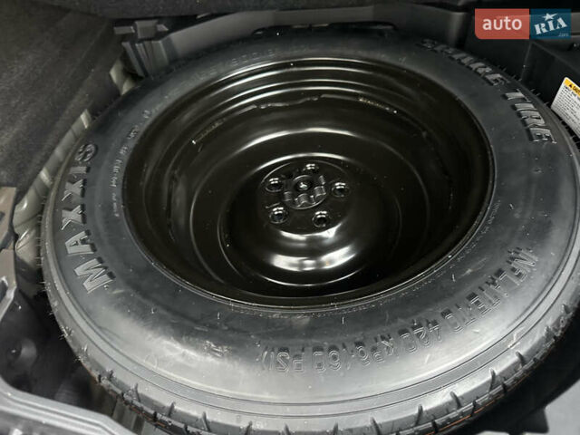 Синий Лексус РХ, объемом двигателя 2.5 л и пробегом 1 тыс. км за 75999 $, фото 25 на Automoto.ua