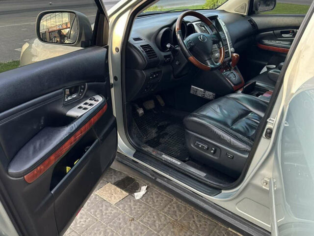 Зелений Лексус РХ, об'ємом двигуна 3 л та пробігом 250 тис. км за 9000 $, фото 7 на Automoto.ua