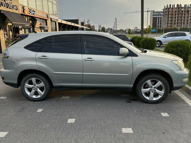 Зелений Лексус РХ, об'ємом двигуна 3 л та пробігом 250 тис. км за 9000 $, фото 4 на Automoto.ua