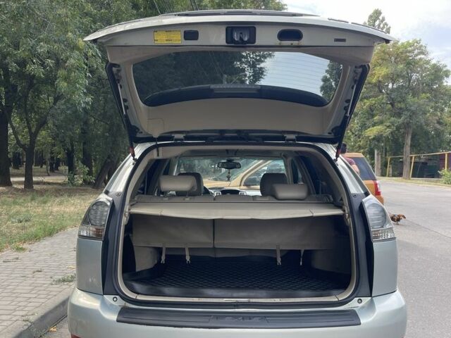 Зелений Лексус РХ, об'ємом двигуна 3.3 л та пробігом 140 тис. км за 10000 $, фото 5 на Automoto.ua