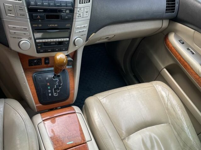 Зелений Лексус РХ, об'ємом двигуна 3.3 л та пробігом 140 тис. км за 10000 $, фото 1 на Automoto.ua