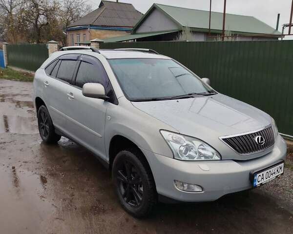 Зеленый Лексус РХ, объемом двигателя 3.5 л и пробегом 298 тыс. км за 10500 $, фото 7 на Automoto.ua