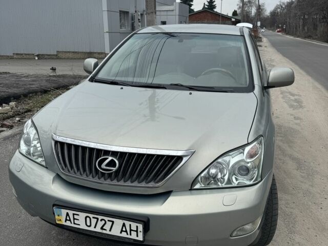 Зеленый Лексус РХ, объемом двигателя 0 л и пробегом 287 тыс. км за 11500 $, фото 3 на Automoto.ua