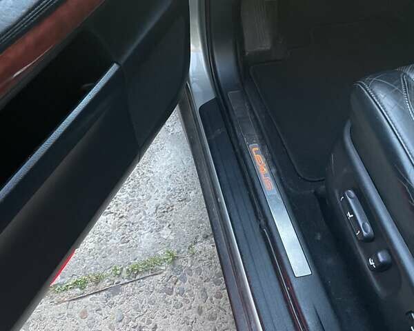 Зелений Лексус РХ, об'ємом двигуна 3.46 л та пробігом 274 тис. км за 10700 $, фото 2 на Automoto.ua