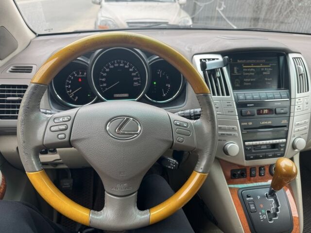 Зеленый Лексус РХ, объемом двигателя 0 л и пробегом 287 тыс. км за 11500 $, фото 6 на Automoto.ua