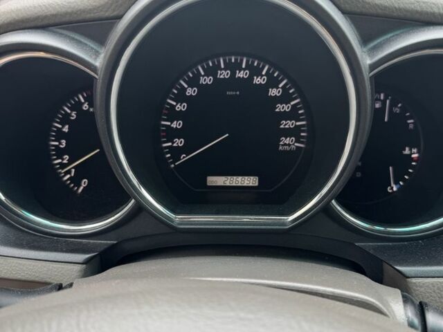 Зеленый Лексус РХ, объемом двигателя 0 л и пробегом 287 тыс. км за 11500 $, фото 5 на Automoto.ua