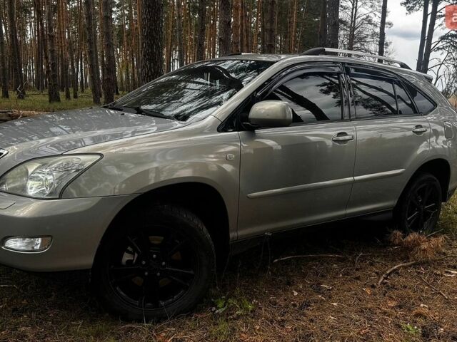 Зеленый Лексус РХ, объемом двигателя 3.46 л и пробегом 301 тыс. км за 12500 $, фото 3 на Automoto.ua