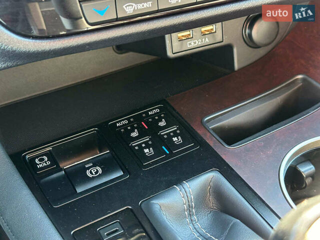 Зеленый Лексус РХ, объемом двигателя 3.5 л и пробегом 45 тыс. км за 51990 $, фото 41 на Automoto.ua