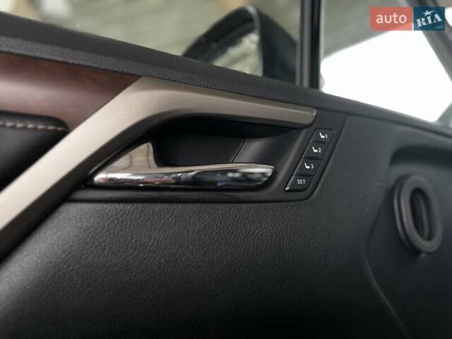 Зелений Лексус РХ, об'ємом двигуна 3.46 л та пробігом 45 тис. км за 52000 $, фото 26 на Automoto.ua