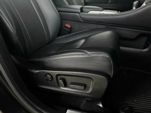 Зеленый Лексус РХ, объемом двигателя 3.46 л и пробегом 45 тыс. км за 51999 $, фото 15 на Automoto.ua