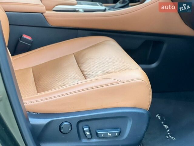 Зеленый Лексус РХ, объемом двигателя 2 л и пробегом 99 тыс. км за 40500 $, фото 55 на Automoto.ua