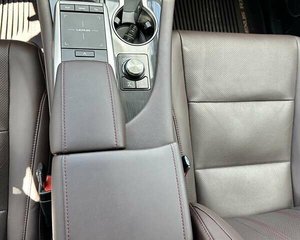 Зеленый Лексус РХ, объемом двигателя 3.46 л и пробегом 28 тыс. км за 56900 $, фото 53 на Automoto.ua