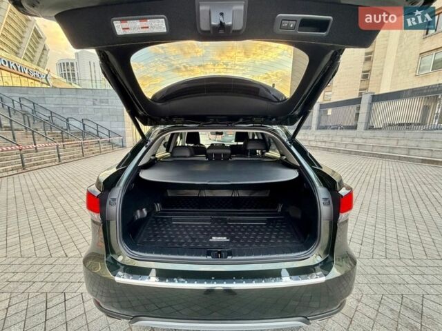 Зеленый Лексус РХ, объемом двигателя 2 л и пробегом 99 тыс. км за 46500 $, фото 12 на Automoto.ua