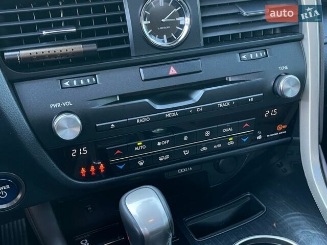 Зелений Лексус РХ, об'ємом двигуна 3.5 л та пробігом 60 тис. км за 60900 $, фото 23 на Automoto.ua